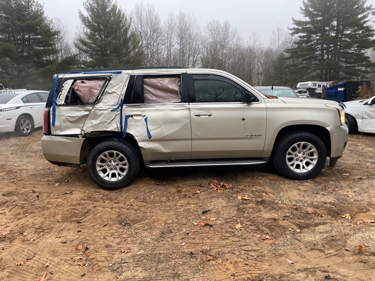 2015-gmc-yukon-slt-image-5