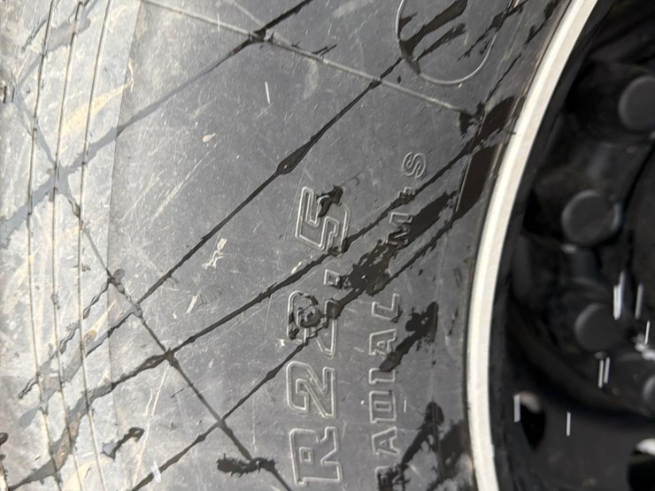 2024-mack-pi64t-pinnacle-truck-tractor-vn:1m1pn4gy4rm014914-image-9