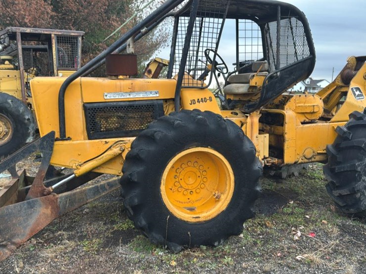 deere-440b-image-2