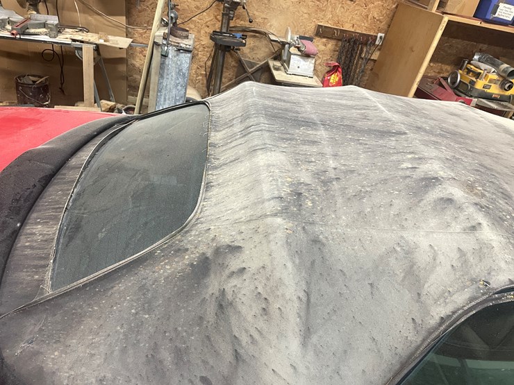 #260-•-1997-chrysler-(fall-creek,-wi)-(has-wi-title)-image-12