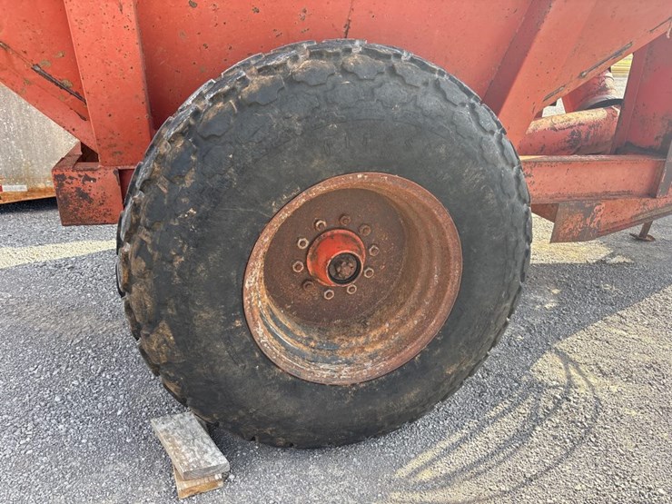 #29717-•-united-farm-tools-grain-wagon-image-4