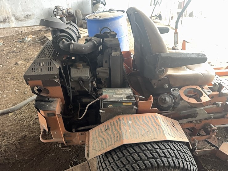 scag-turf-tiger-zero-turn-mower-image-5