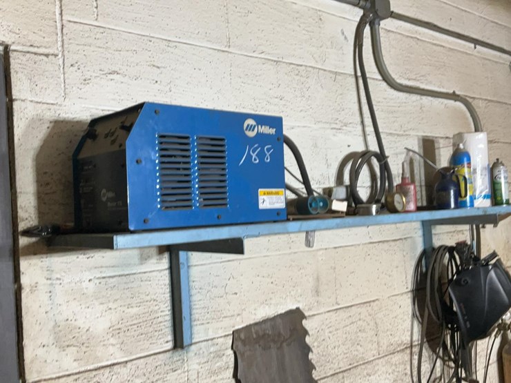 #188-•-miller-welder-and-table-image-3