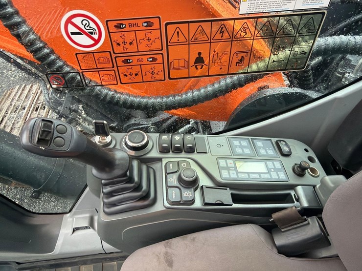 2019-doosan-dx225-lc-5-image-28