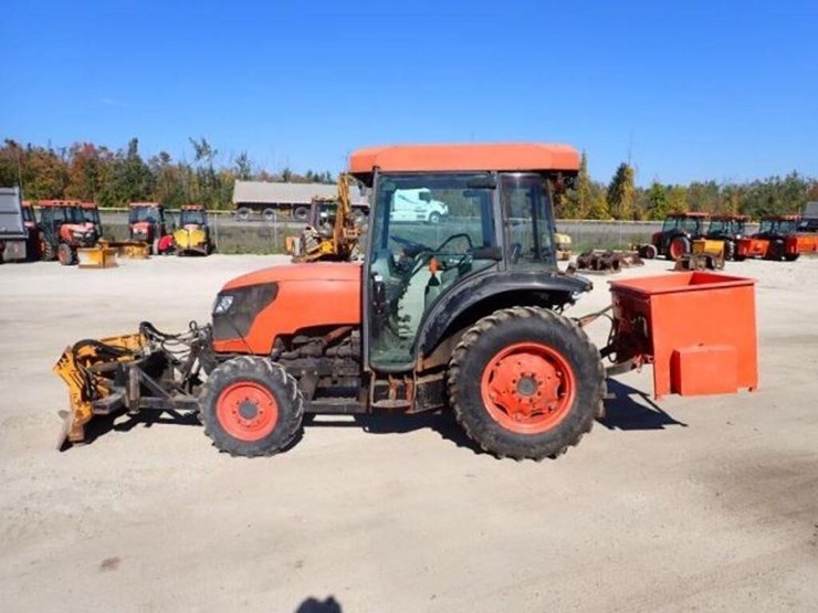 2011-kubota-m7040d-image-7