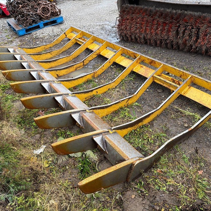 2015 ROCKLAND SR ROOT RAKE CRAWLER TRACTOR ATTACHMENT SN:10020501