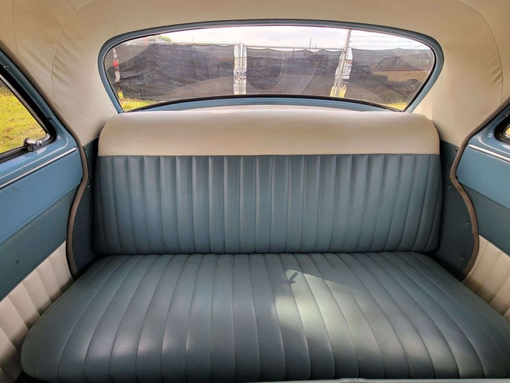 1951-dodge-sedan-image-88