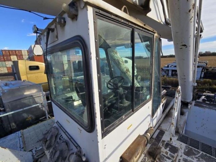 2007-taylor-ts1068-image-32