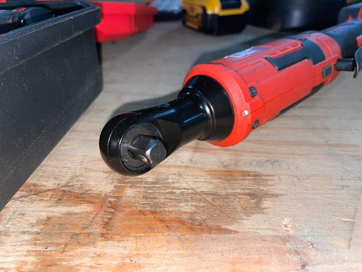 #8688-•-milwaukee-compatible-18-volt-cordless-ratchet-wrench-with-8ah-battery-in-case-(pr13)-image-3