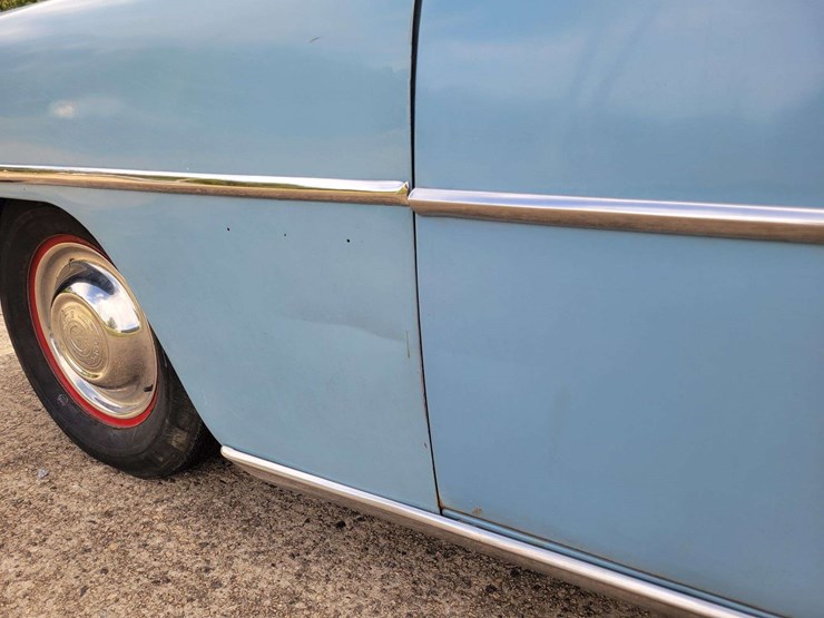 1951-dodge-sedan-image-13