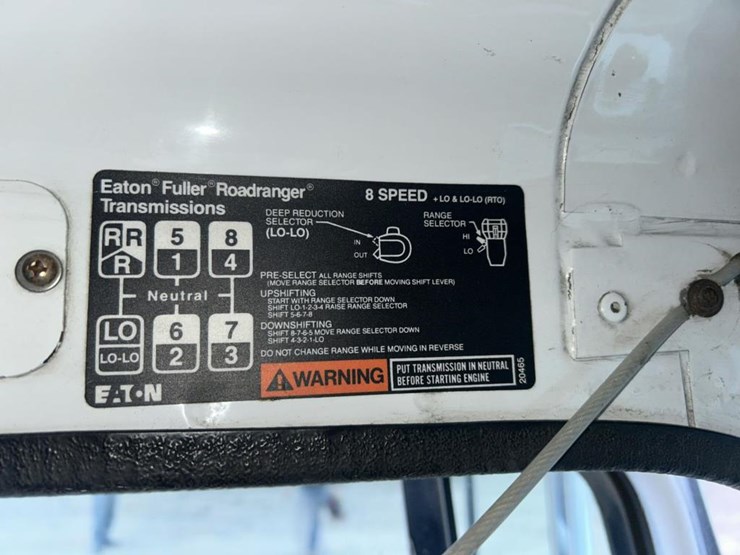 #1432-•-1992-volvo-(white-gmc)-vac-truck-image-79