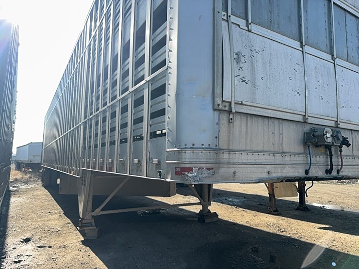 2002-eby-livestock-trailer-image-3