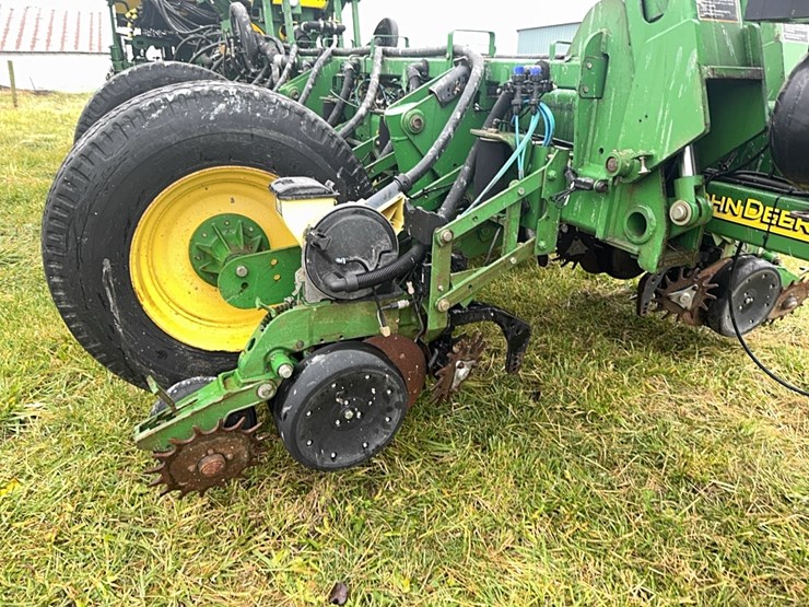 john-deere-1770nt-image-44