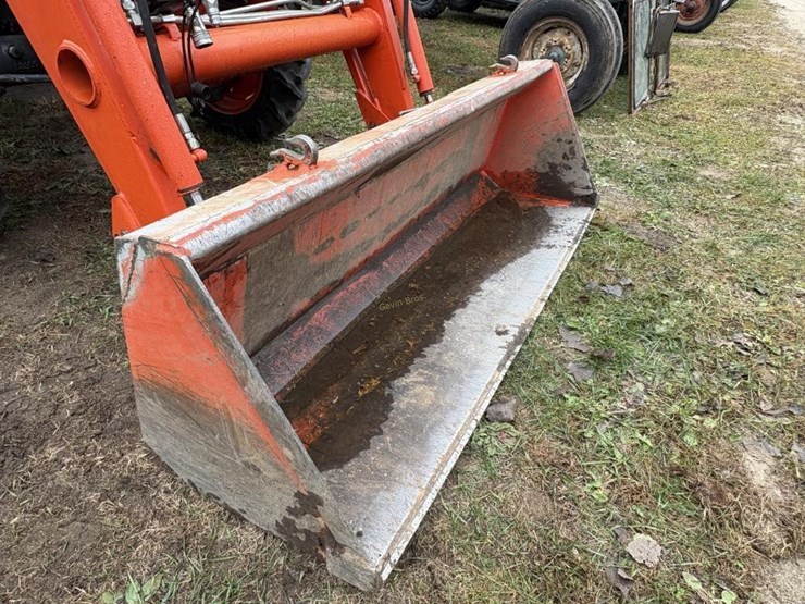 2003-kubota-l3010-image-4