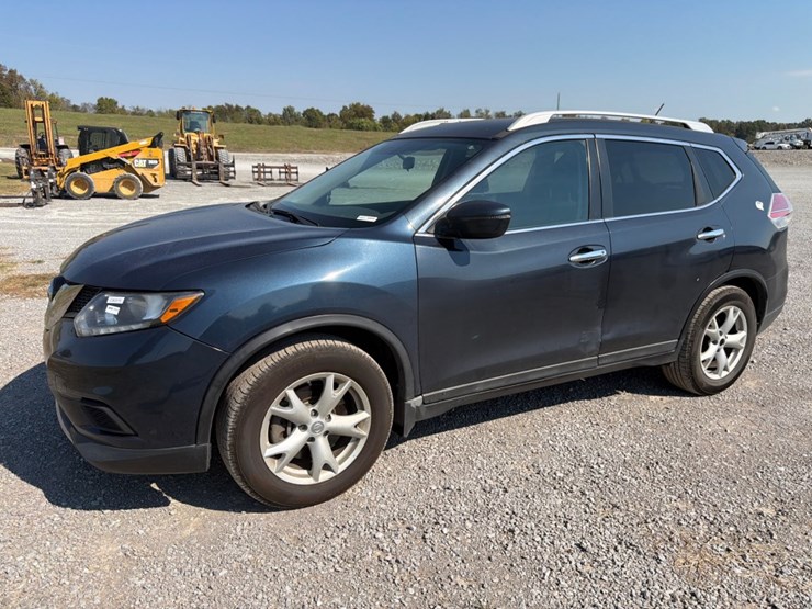 2016-nissan-rogue-image-1