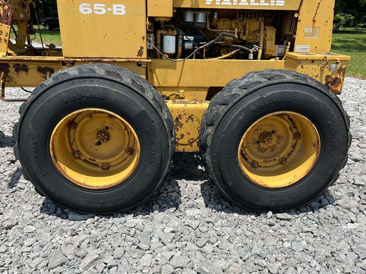 1995-fiat-allis-65-image-8