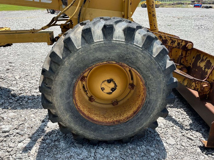 1995-fiat-allis-65-image-12