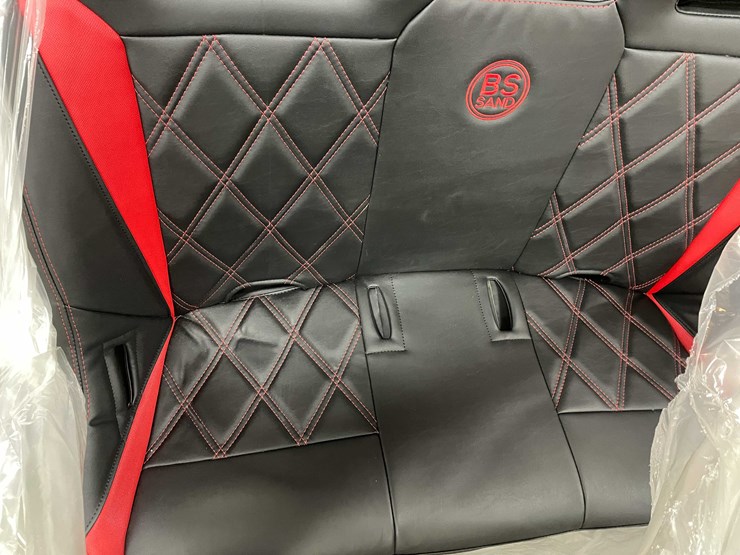 #8694-•-can-am-3-seater-bench-(e)-image-5