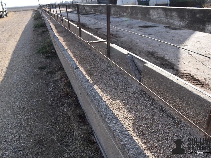 concrete-feed-bunks-image-3