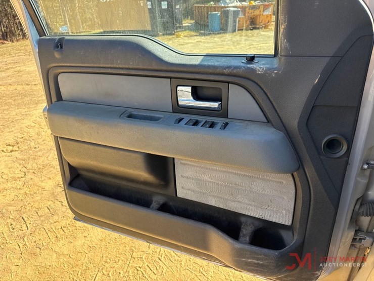 2013-ford-f150-image-32