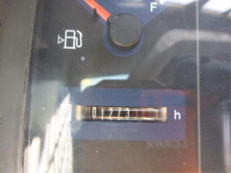 2008-volvo-mc70b-image-11