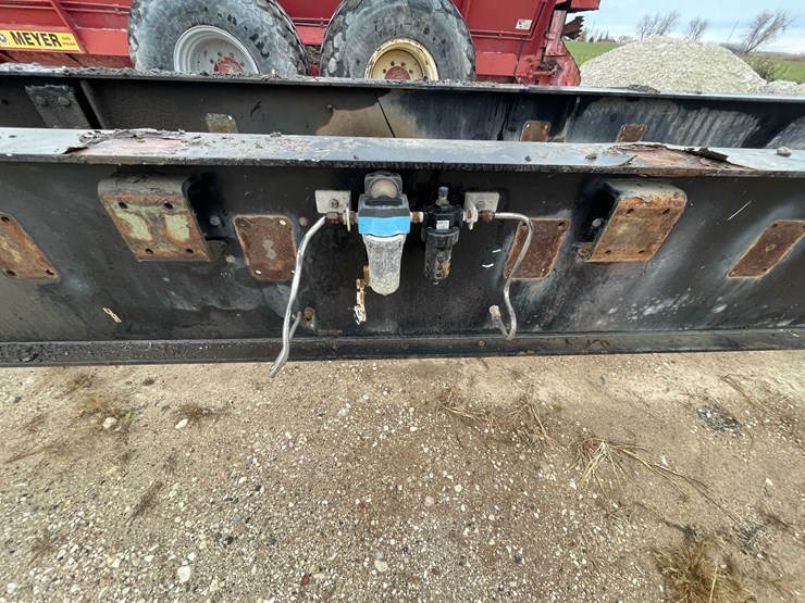 #1320-•-2002-trailer-frame-(has-wi-title)-(new-hostein,-wi)-image-21