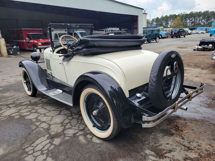 1927-chevrolet-capitol-image-11