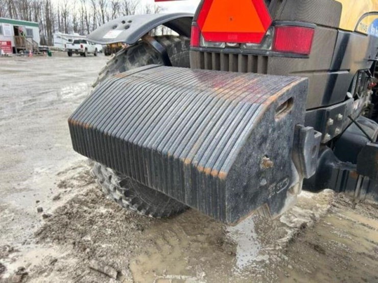 2008-new-holland-tv145-image-42