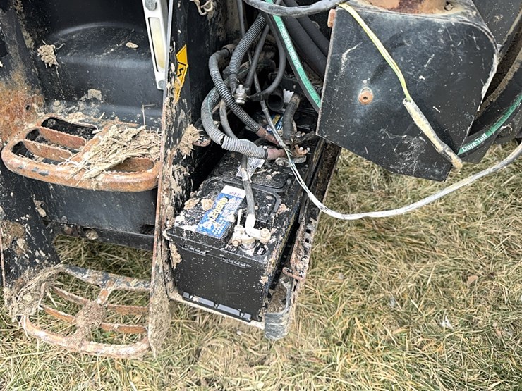 2011-challenger-mt535b-image-33