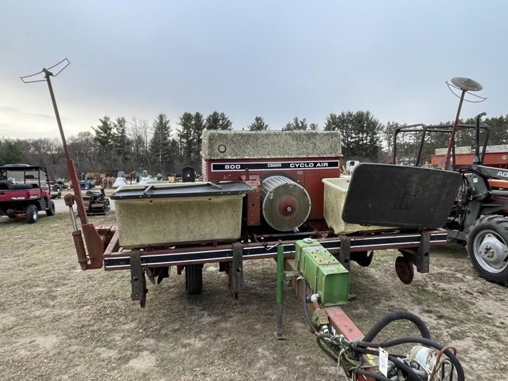 international-800-cyclo-air-image-2