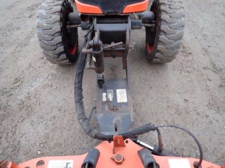 2014-kubota-b3350hsd-image-29