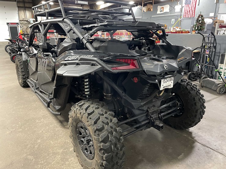 2023-can-am-maverick-x3-image-5