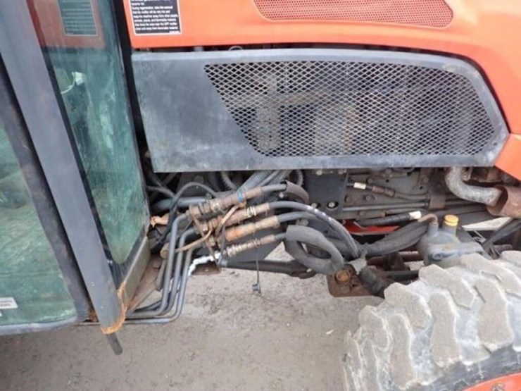 2014-kubota-b3350hsd-image-54