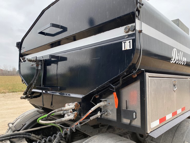 #1025-•-2015-diller-tt6600ntnb-semi-manure-tanker-(has-wi-title)-(kewaunee,-wi)-image-13