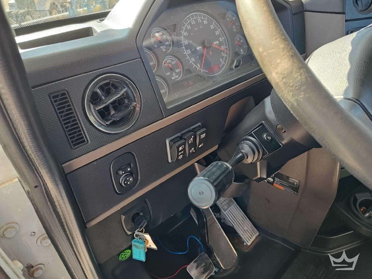 2019-international-hx620-image-33