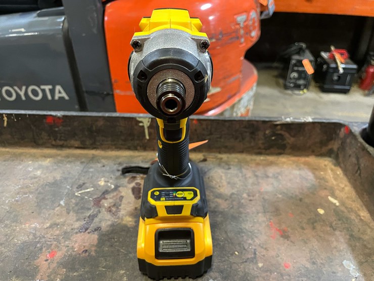 #8679-•-dewalt-compatible-20-volt-cordless-1/4"-impact-driver-(pr12)-image-2