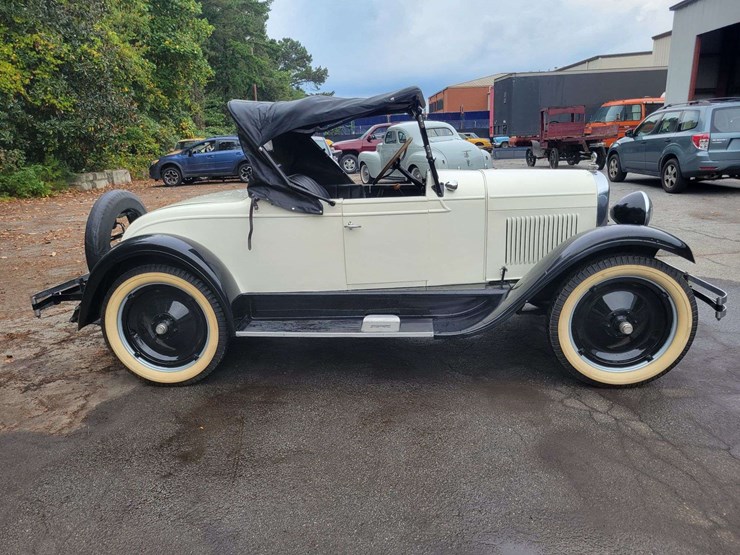 1927-chevrolet-capitol-image-3