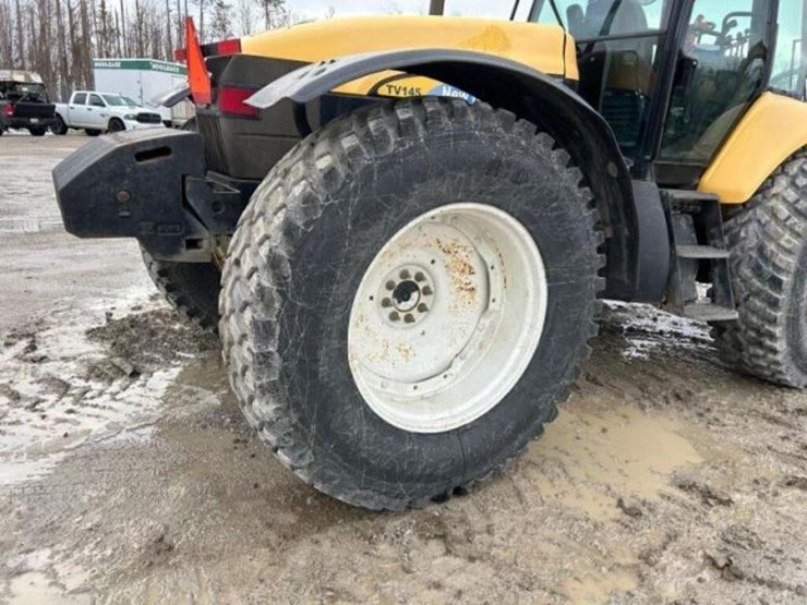 2008-new-holland-tv145-image-53