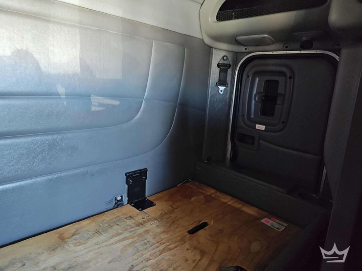 2018-peterbilt-389-image-47