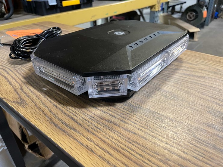 #8669-•-amber-led-strobe-light-(pr11)-image-4