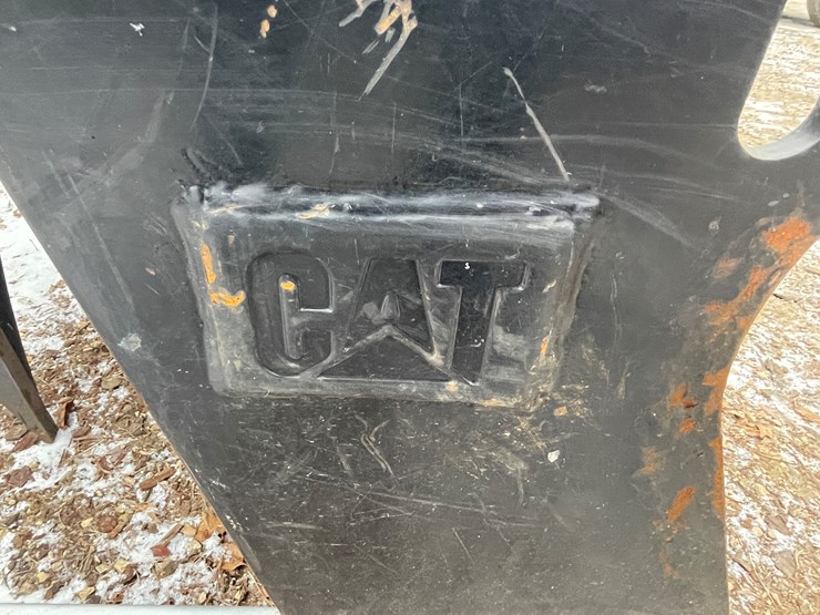 #2703-•-cat-skid-steer-grapple-bucket-(fall-creek,-wi)-image-9