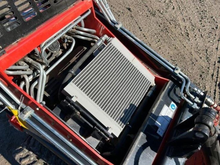 2024-agrotk-lrt23-ride-on-multi-terrain-loader-czl-image-13