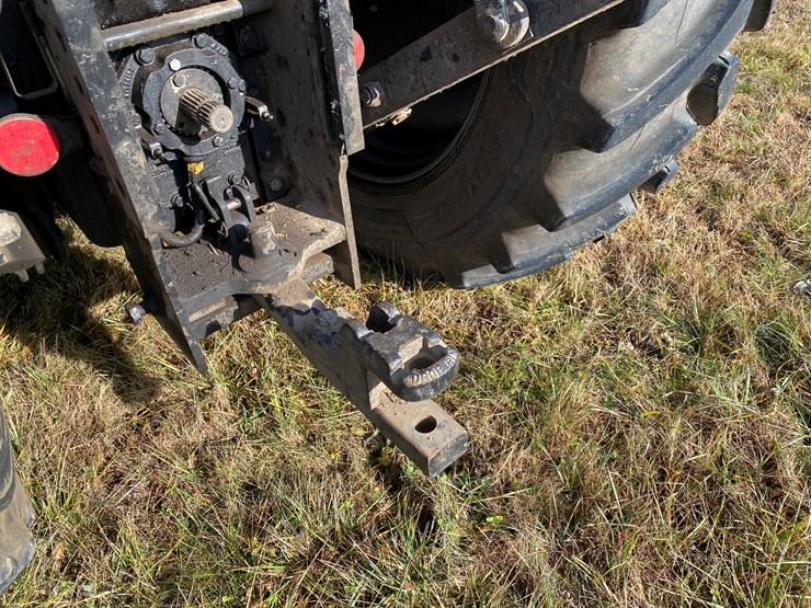 2014-case-ih-340-image-40