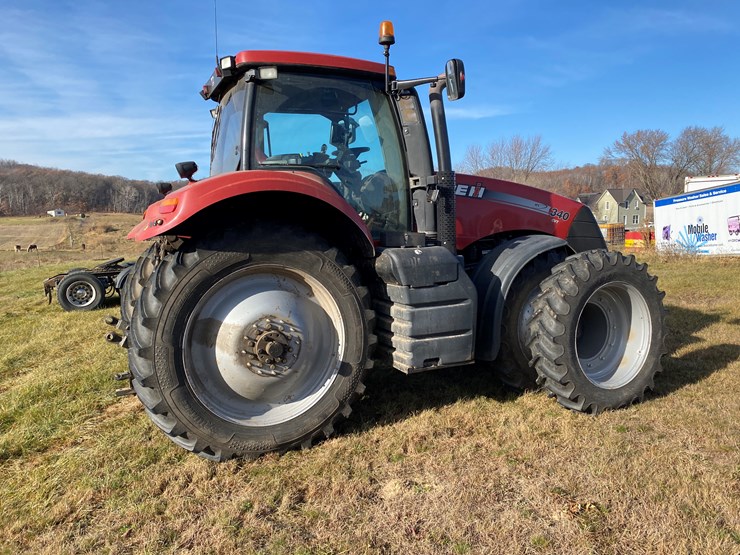 2014-case-ih-340-image-10