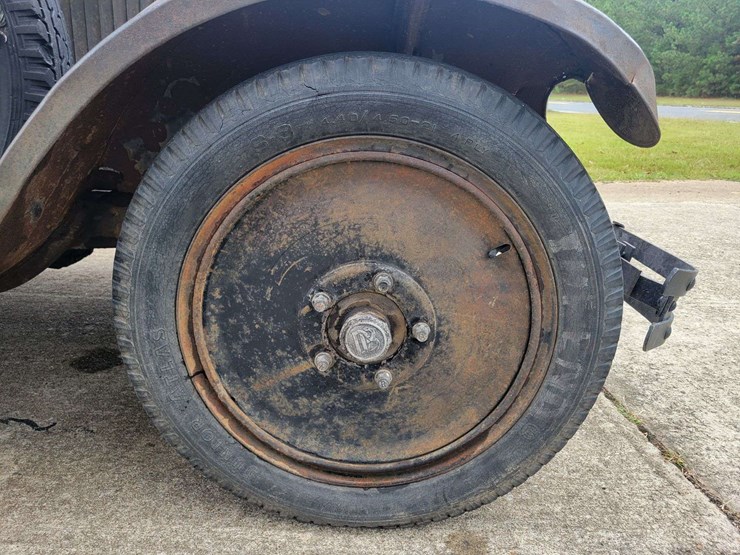 1924-dodge-brothers-truck-image-27