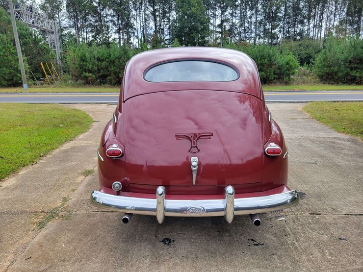 1948-ford-sedan-image-6