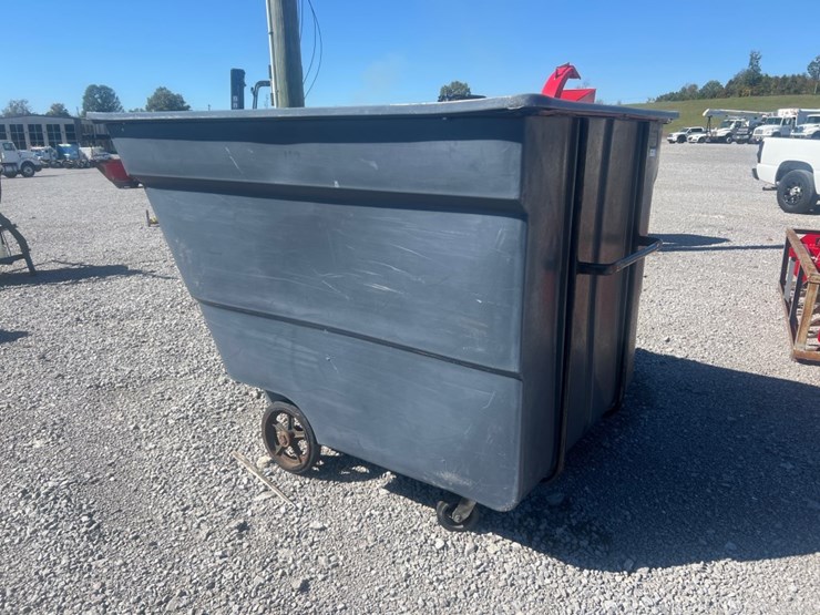 #29752-•-bayhead-portable-dumpster-image-1