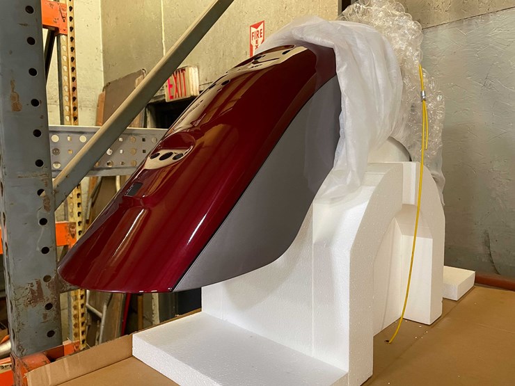 #8738-•-honda-shadow-rear-fender-(pr3)-image-1