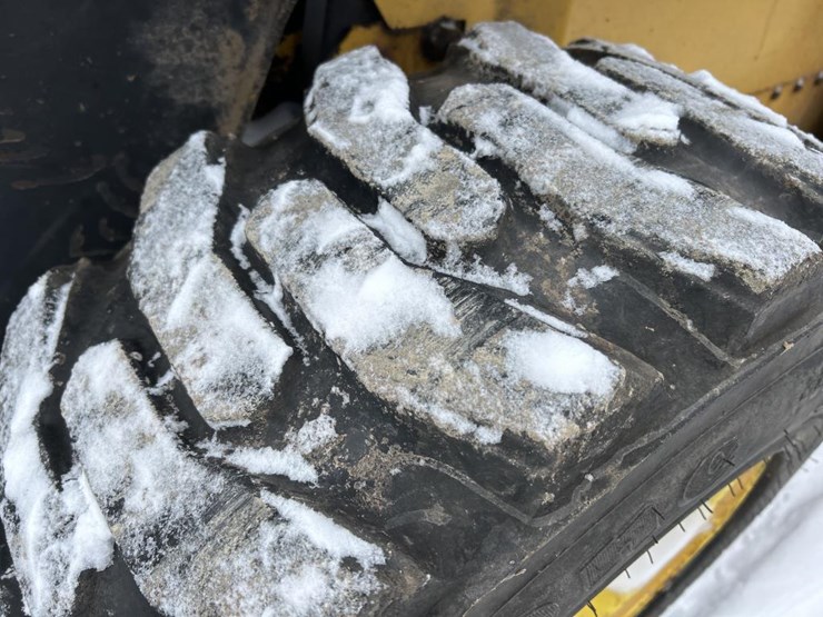 new-holland-ls180-image-48