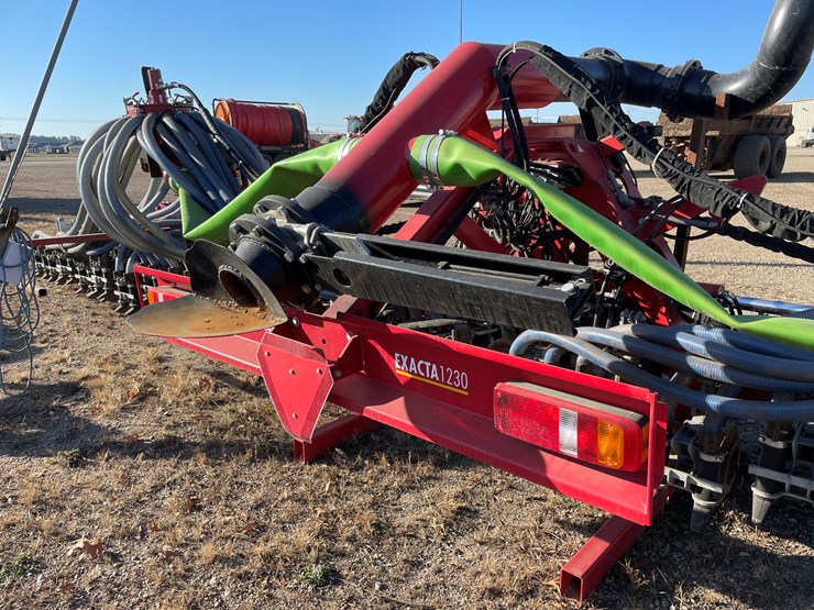 #1149-•-schuitemaker-1230-exacta-3-point-toolbar-(waupaca,-wi)-image-12